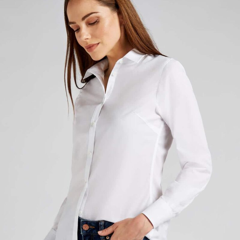 Women`s Tailored Fit Poplin Shirt